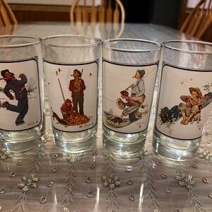 Norman Rockwell Seasonal Glass Tumbler Set